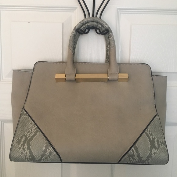 Topshop Handbags - Top shop bag